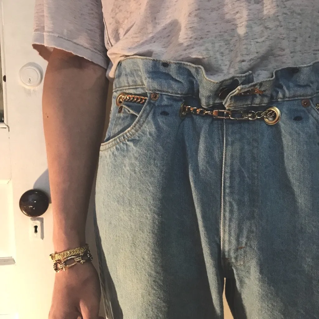 Custom chain low belt jeans