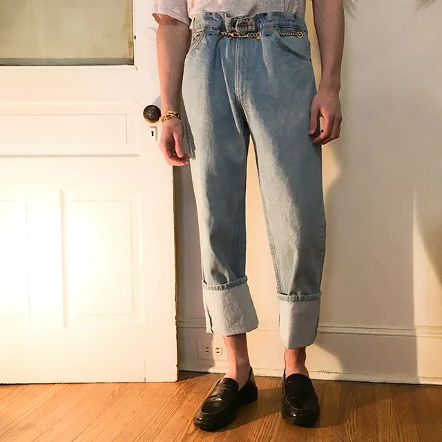 Custom chain low belt jeans