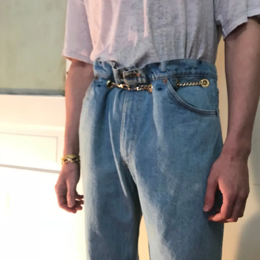 Custom chain low belt jeans