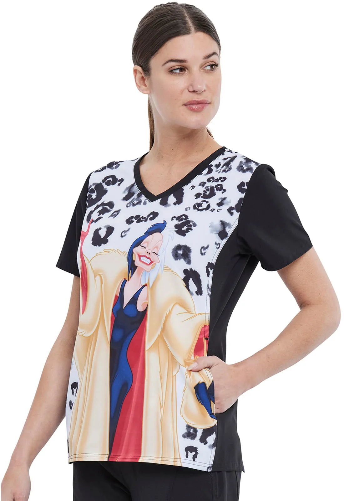 Disney's V-Neck Print Top in Cruella