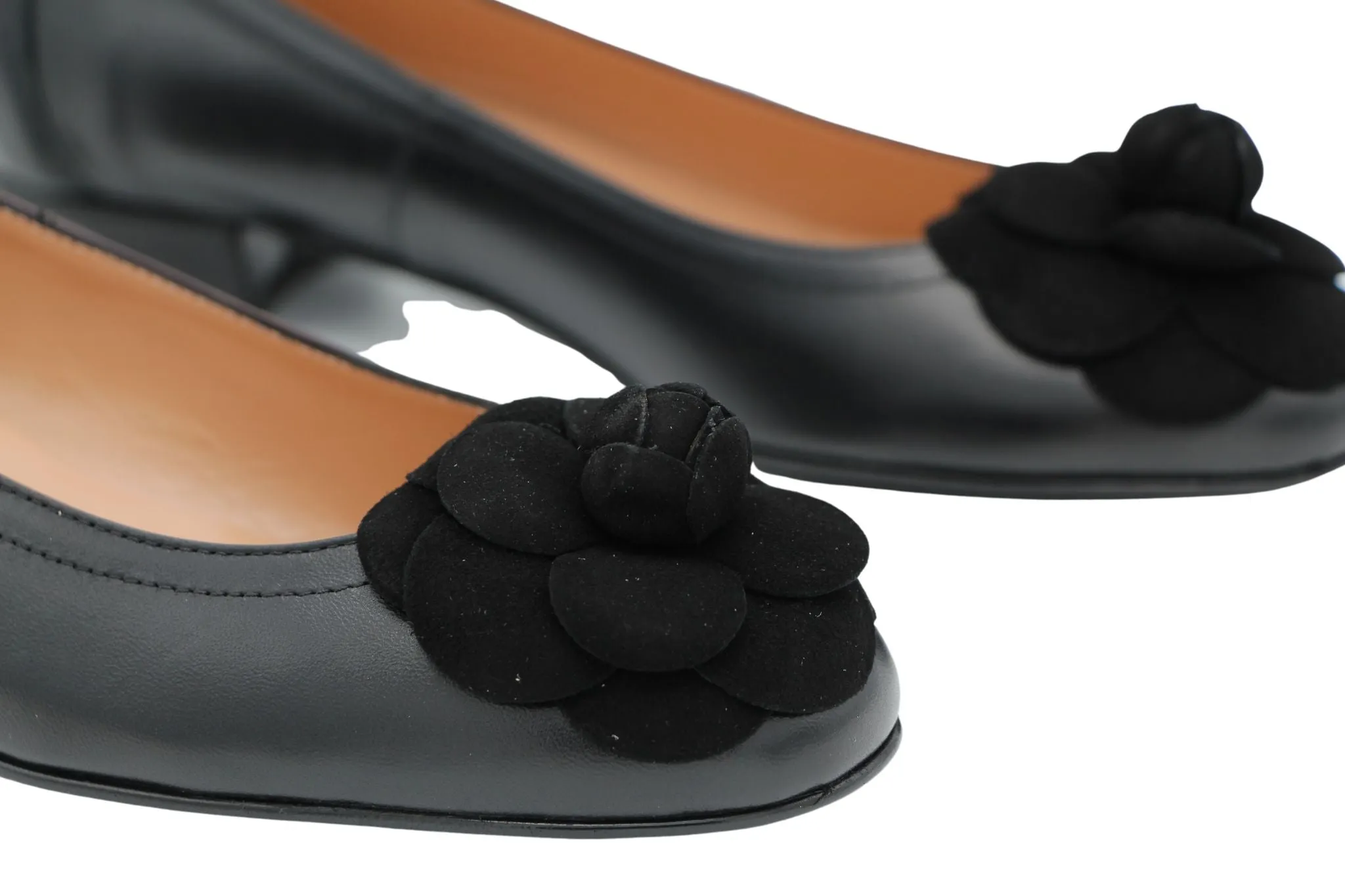 Fabucci Black leather Ballerina with Flower