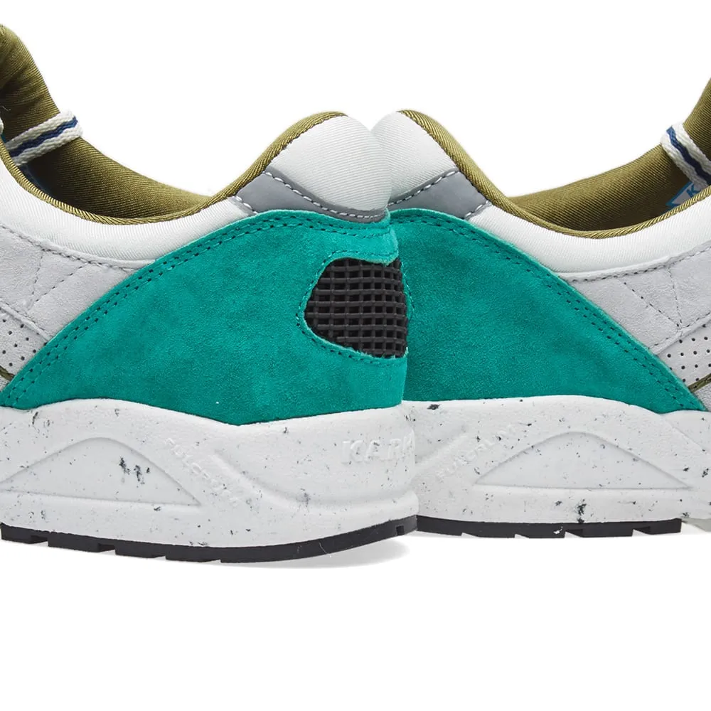 Karhu AriaBosphorus & Foggy Dew