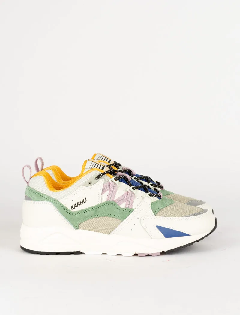 Karhu Fusion 2.0 Lily White / Loden Frost