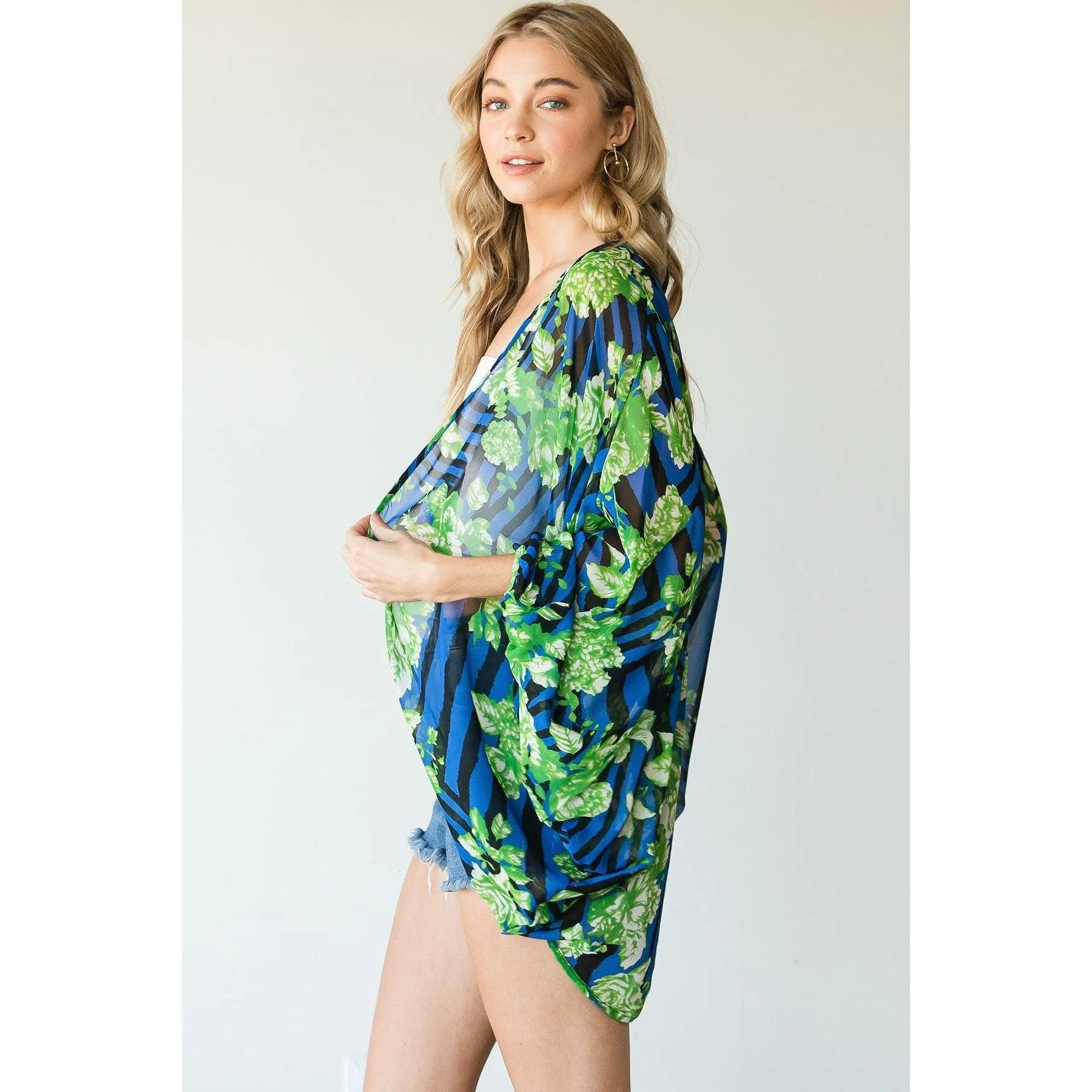 Lightweight Kimono with Stripes and Floral Print