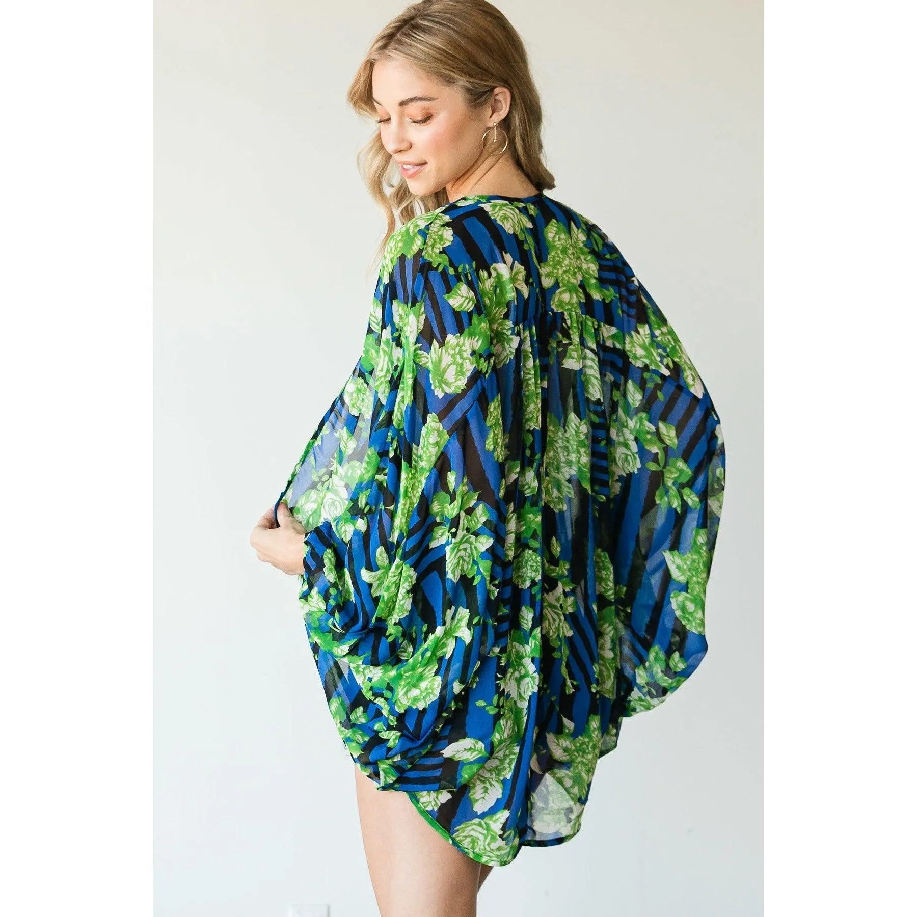 Lightweight Kimono with Stripes and Floral Print